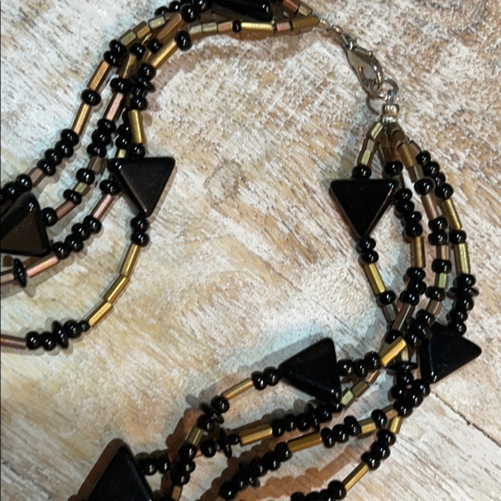 Shell Necklace - Picture 3 of 4